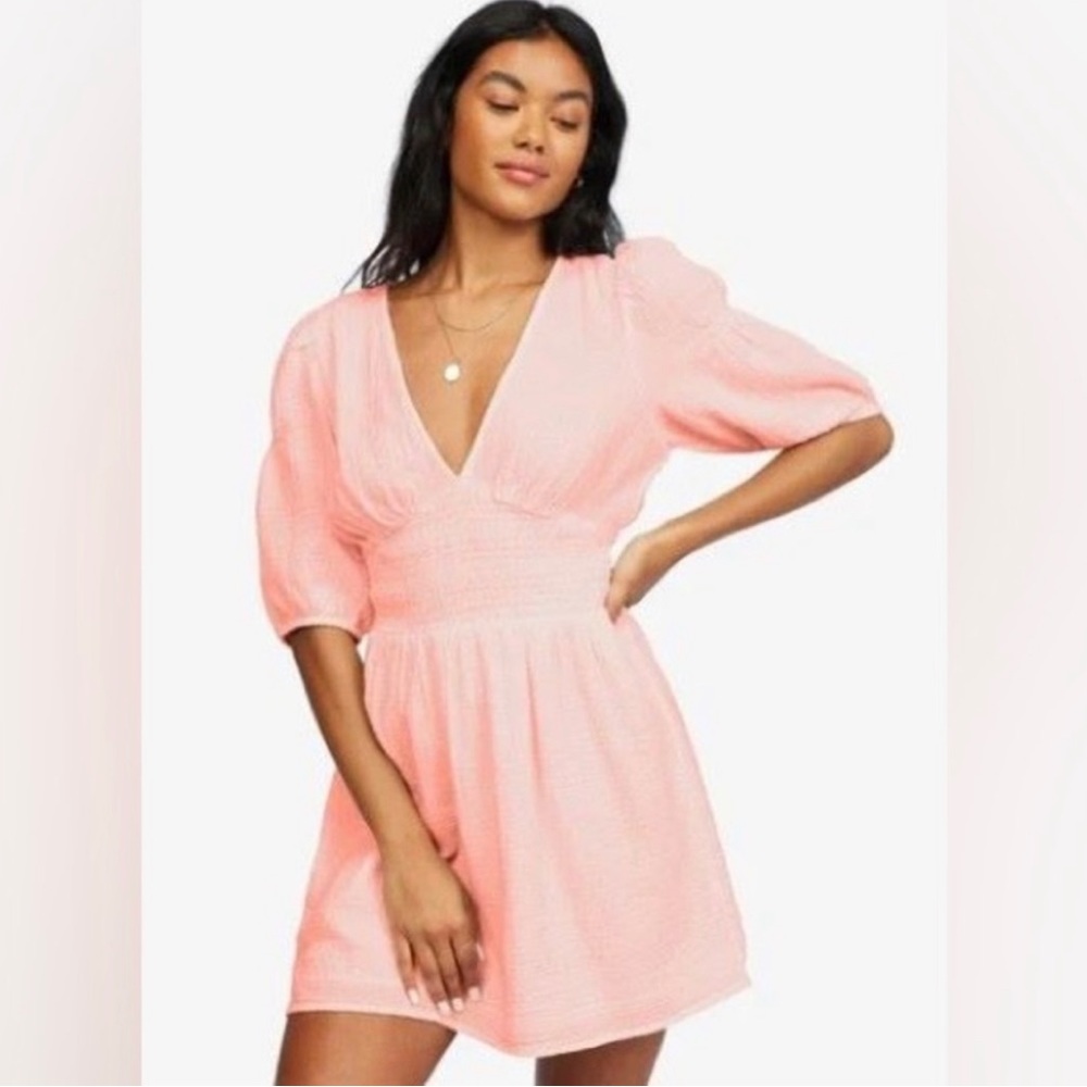 Light Pink Billabong Spellbound Gauze
Mini Dress
Medium